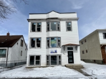 203 Yale Avenue East - 3