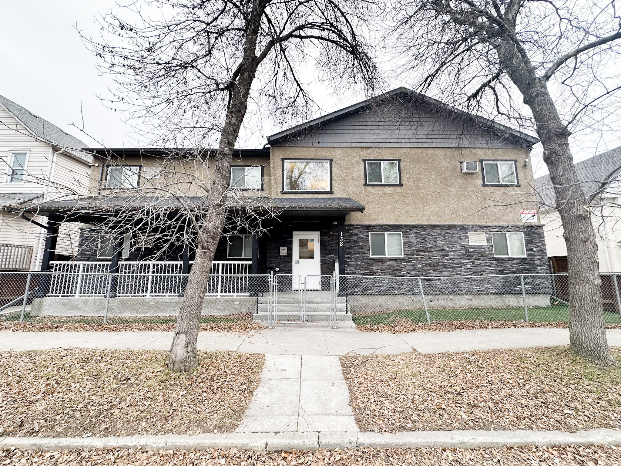 138 Lorne Avenue - 204