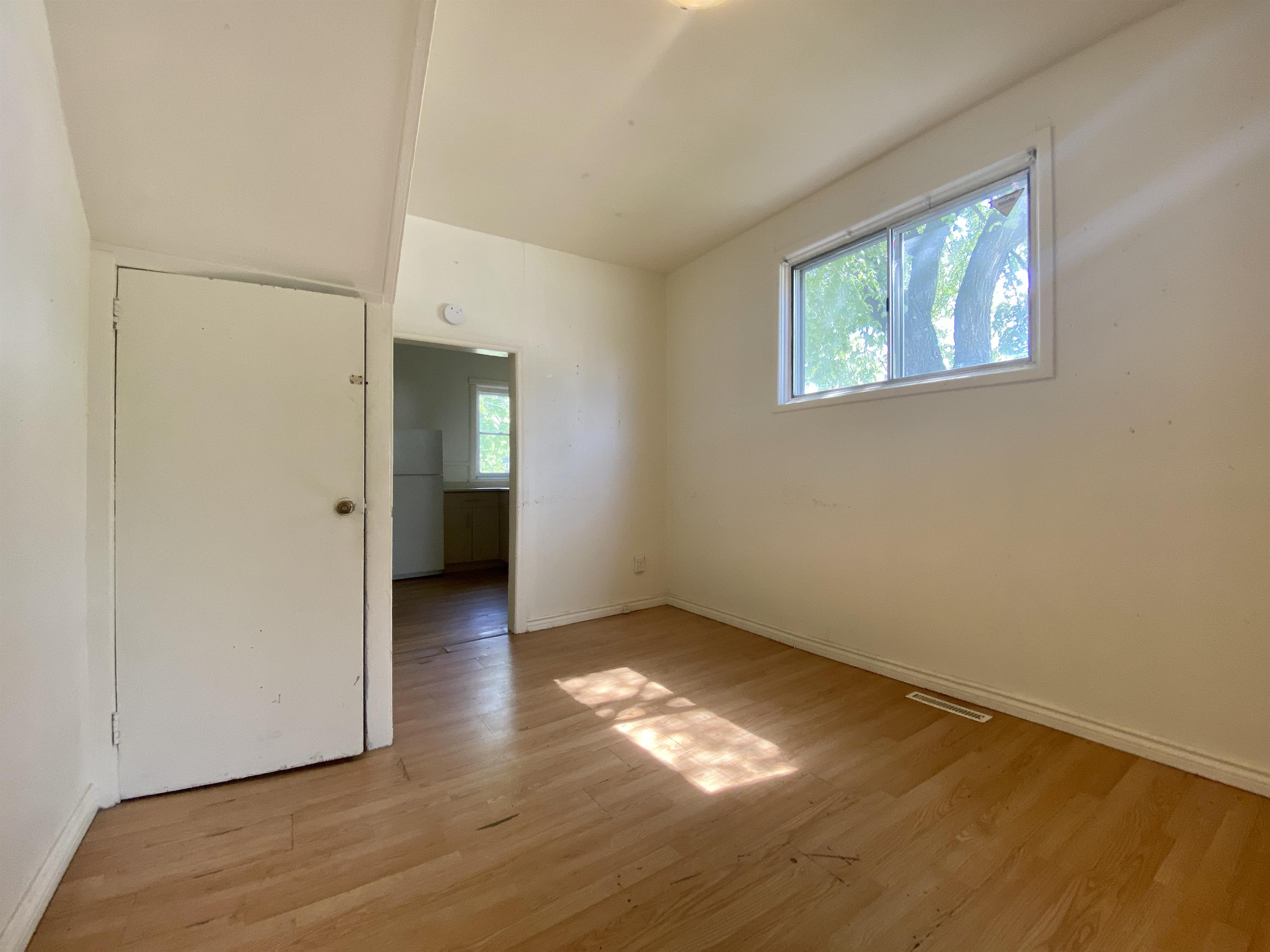 475.5 Stella Avenue